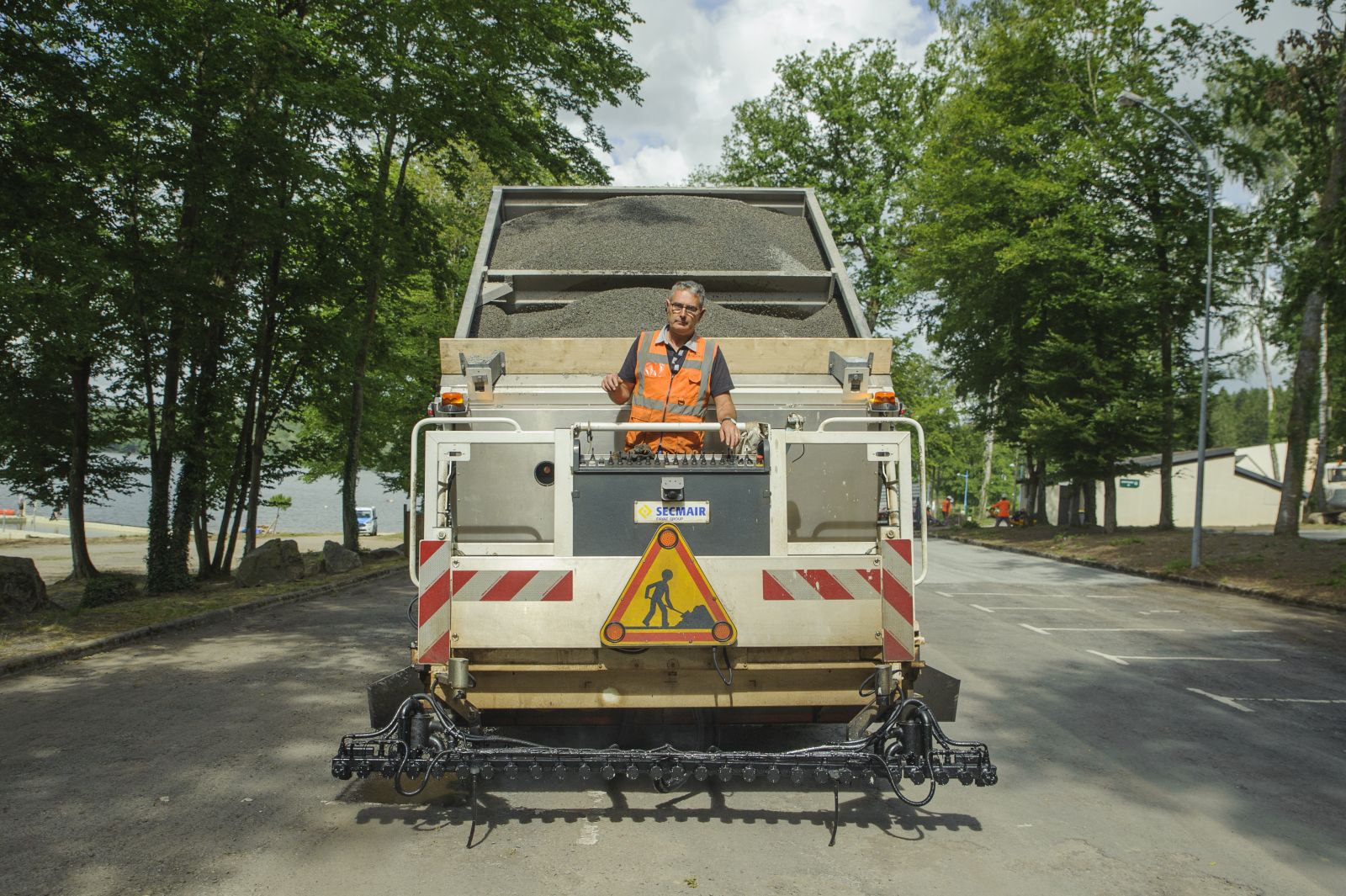 Attention, travaux de gravillonnage